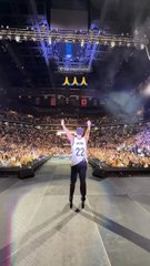 Χαμός στην Αμερική! Ο Αργυρός σε sold out live – Δίπλα του η Αλεξάνδρα και ο γιος τους!