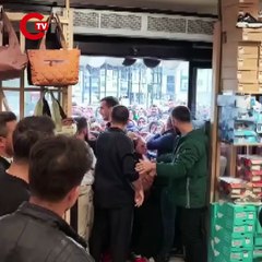 Bursa'da giyim mağazası açılışında izdiham