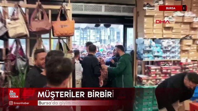 Bursa'da giyim mağazası açılışında izdiham