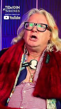 Fou de rage, Pierre-Jean Chalençon s'emporte : Il faut interdire ce putain de voile. Vous voulez en mettre ? Allez en Algérie, au Qatar ! Je ne les supporte plus. On a pas fait des guerres pour en arriver là !