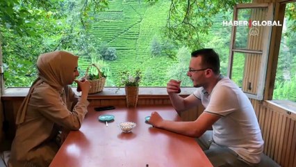 Rizeli vatandaş yaptı: Dört ağacın gövdesine bağlı, yerden 20 metre yüksekte