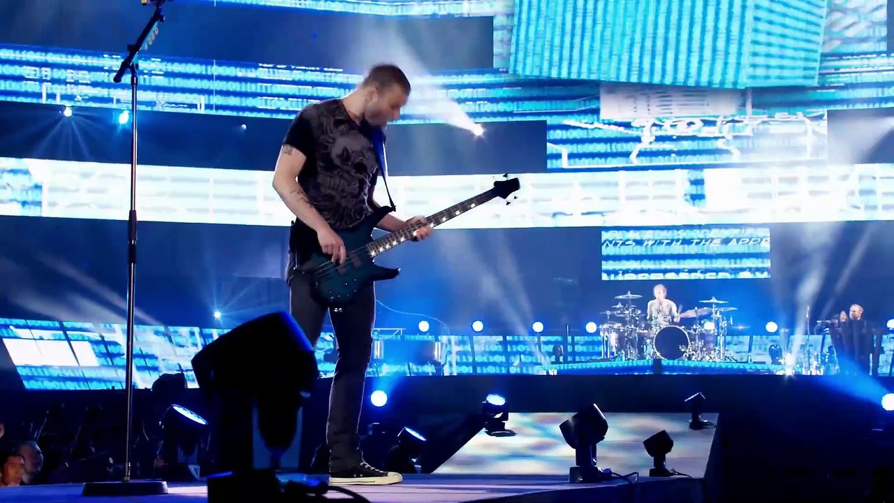 Map of the Problematique ('Who Knows Who' riff outro) - Muse (live)