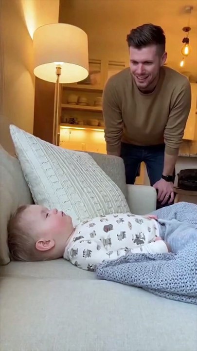 Baby Starts Clapping While ‘Sleeping’ 😂