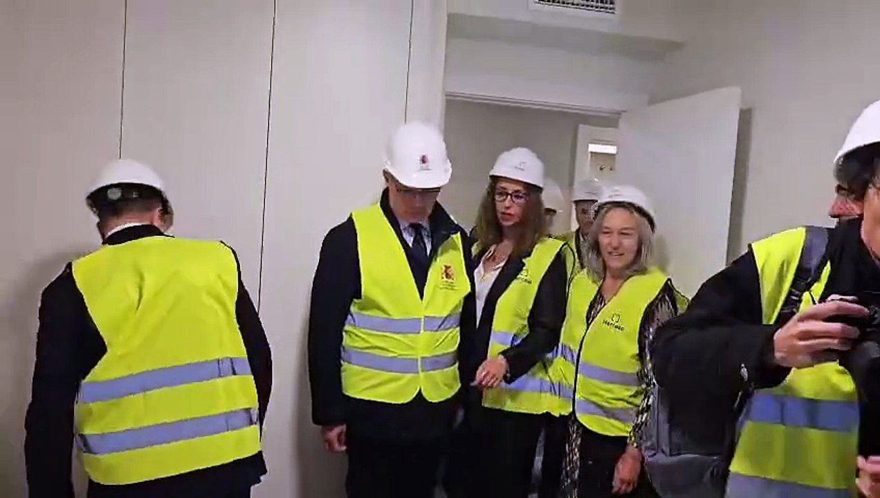 Visita del  presidente regional visitó el proyecto piloto de viviendas junto al secretario de Estado y la alcaldesa de la capital