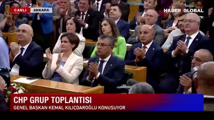 Bahar şenliğinde yüz bin öğrencinin İzmir Marşı söylediği anlar gündem oldu!