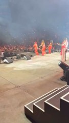 Davido tearing down State Farm Arena with “AWUKE” for his 33rd birthday!21,000 voices, one unstoppable energy. A fully sold-out shutdown in Atlanta! 🔥🏟️✨#5iveAliveTour #DavidoAt33