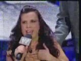 WWE Smackdown - 23.5.08 - Vickie Talks To Fans