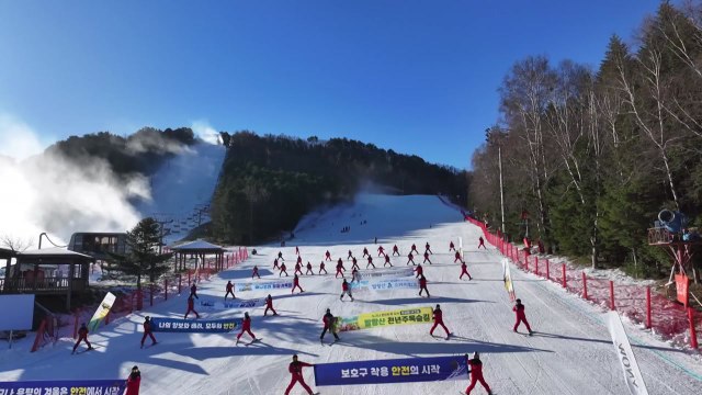 강원 일부 스키장 오늘 개장...순차적 개장 예정 / YTN
