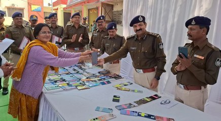 गुम मोबाइल की घर वापसी, 31 लाख 158 मोबाइल ढूंढकर लौटाए, लोगों के चेहरे ​खिल उठे