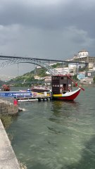 EMBARQUEMENT pour une croisère sur le Douro