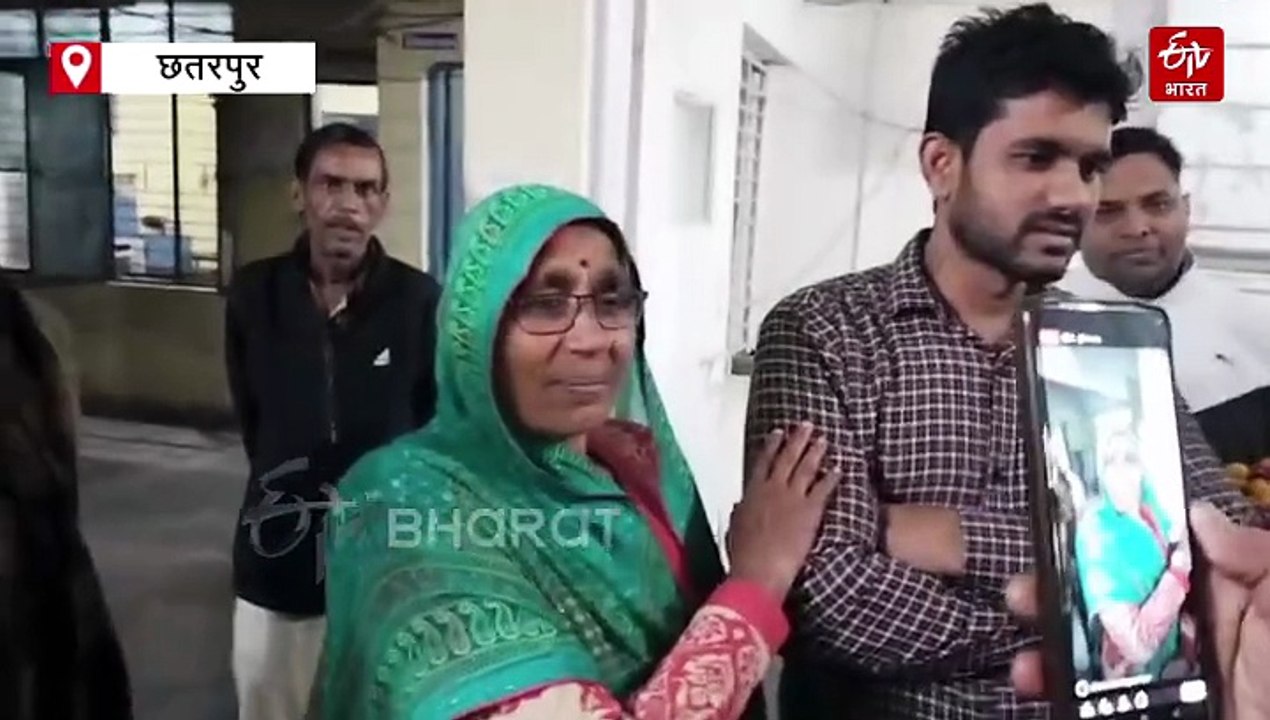 पढ़ाई के डर से भागा इकलौता बेटा, 17 साल बाद पत्नी और बेटे संग लौटा, फेसबुक से मिला परिवार