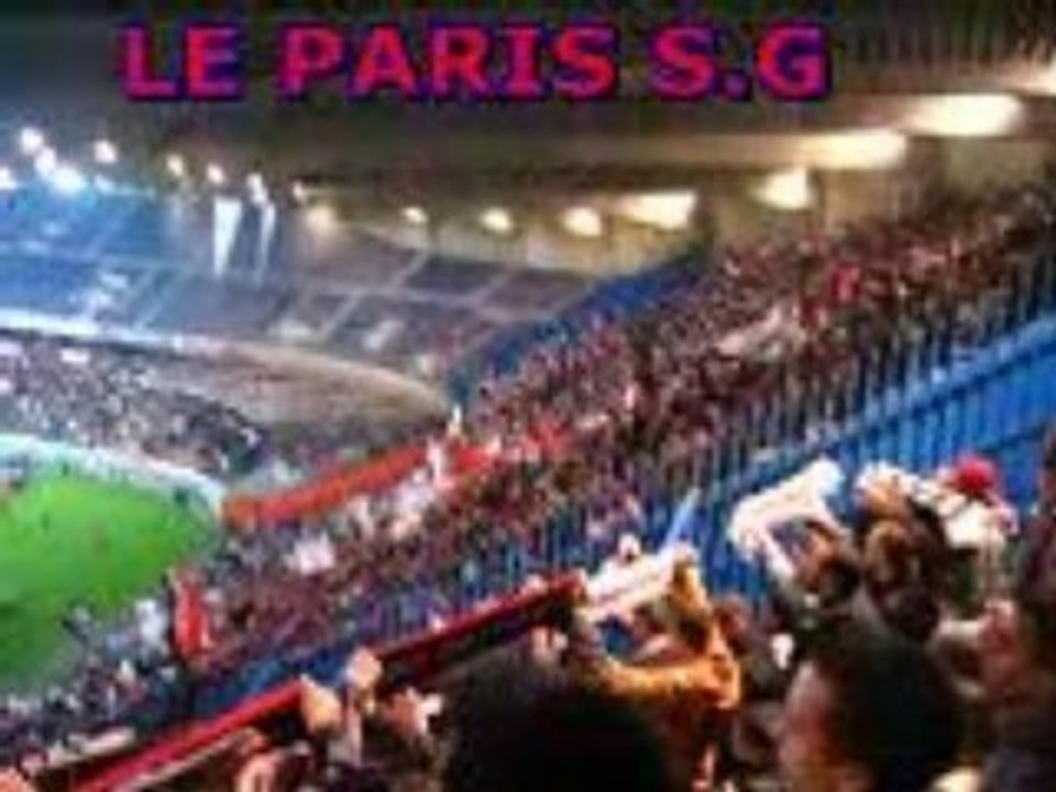 PSG AMBIANCE SUPPORTERS VIRAGE AUTEUIL