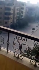 بالفيديو تجول ارهابي ملثم في شوارع القاهرة بعد هجومه على كنيسة والمواطنين يفتكون به