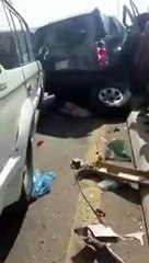 بالفيديو سقوط حواجز اسمنتية من فوق جسر بطريق الملك فهد بجدة كاد أن يتسبب في كارثة