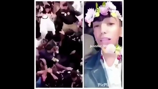 بالفيديو تجمع كبير في احدي المجمعات التجارية بالكويت حول المراهق السعودي الشهير دايلر والاجهزة الامنية تتدخل