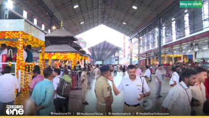 ഗുരുവായൂർ ക്ഷേത്രത്തിൽ ദർശനസമയം കൂട്ടുന്ന കാര്യം ആലോചിക്കണമെന്ന് ഹൈക്കോടതി