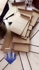 بالفيديو القاء القبض على مقيم حاول تهريب 3 ملايين ريال بمطار الرياض بطريقة مبتكرة