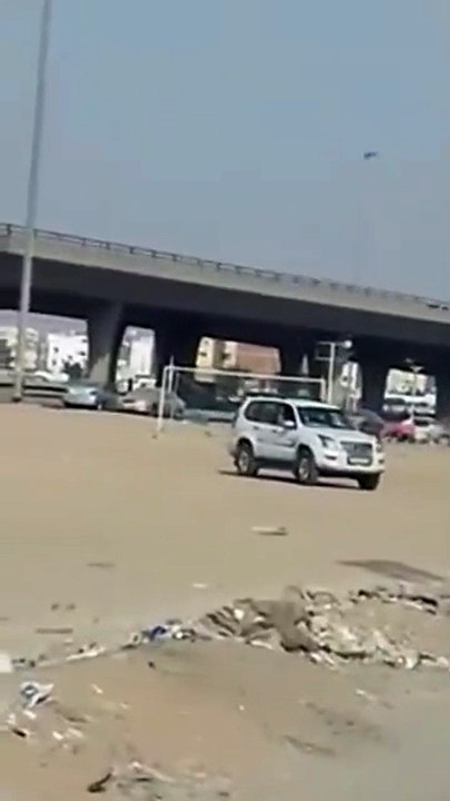 بالفيديو فتاة تتعلم قيادة السيارة بجدة بعد ساعات من الامر السامي بقيادة النساء للسيارات