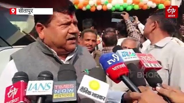 सीतापुर में एक साथ 502 जोड़ों ने की शादी, 9 मुस्लिम जोड़ों ने किया निकाह, सामूहिक विवाह में मंत्रियों ने दिया आशीर्वाद