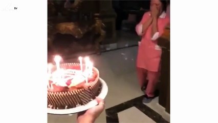 بالفيديو: لن تصدقي كيف صدمت أحلام خادمتها ؟؟؟