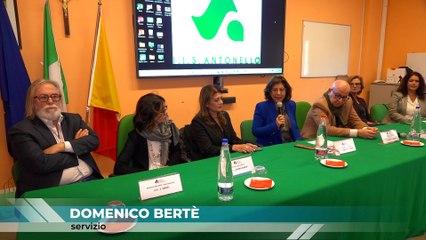 Poche vaccinazioni in città, l'Asp va...a scuola