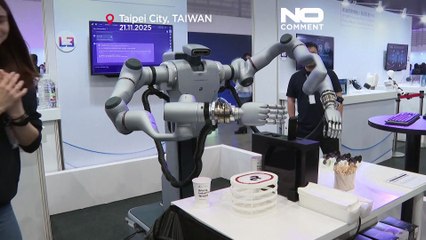 Nuovo veicolo elettrico e robot umanoide che fa il caffè: azienda taiwanese li presenta