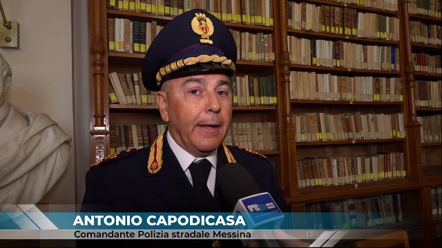 Vittime della strada, in 12 scatti l'impegno della Polizia Stradale