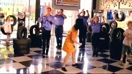 Björk - It's Oh So Quiet