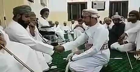 بالفيديو الاعتداء على عريس من قبل عائلة زوجته بعد عقد قرانه في عمان