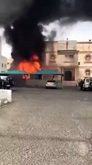 حريق هائل في محيط مبنى مرور الحوية بالطائف