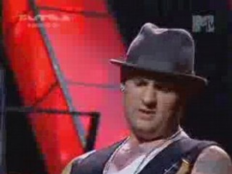 Good Charlotte Dance Floor Anthem Keep Your Hand Off My Girl