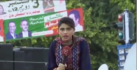 فيديو: لحظة وفاة مذيعة على الهواء وسقوطها بين الجمهور