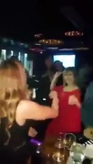 فيديو: رقص عمرو أديب وزوجته لميس الحديدي في عيد ميلادها