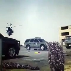 بالفيديو طيار سعودي يحلق بـهليكوبتر على مستوي منخفض من الارض