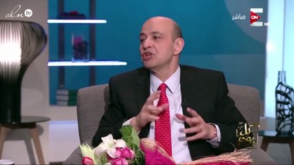 فيديو.. وصلة غناء ضاحكة بين خالد الصاوي وعمرو أديب