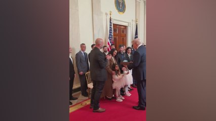 President Trump Honors Freed Israeli Hostages with Presidential Challenge Coins