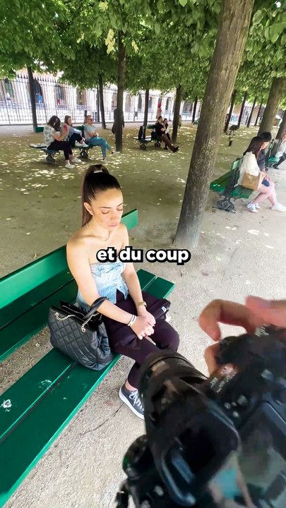 Cette fille avait l'air triste...