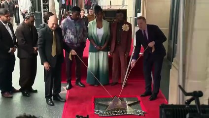 Chadwick Boseman reçoit à titre posthume une étoile sur le Hollywood Walk of Fame