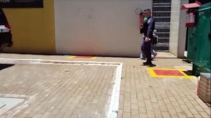 Idoso tenta passar notas falsas em supermercado e é detido pela GM