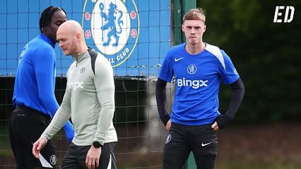 Cole Palmer se lesiona en su casa y no jugará ante el Barcelona en la Champions League