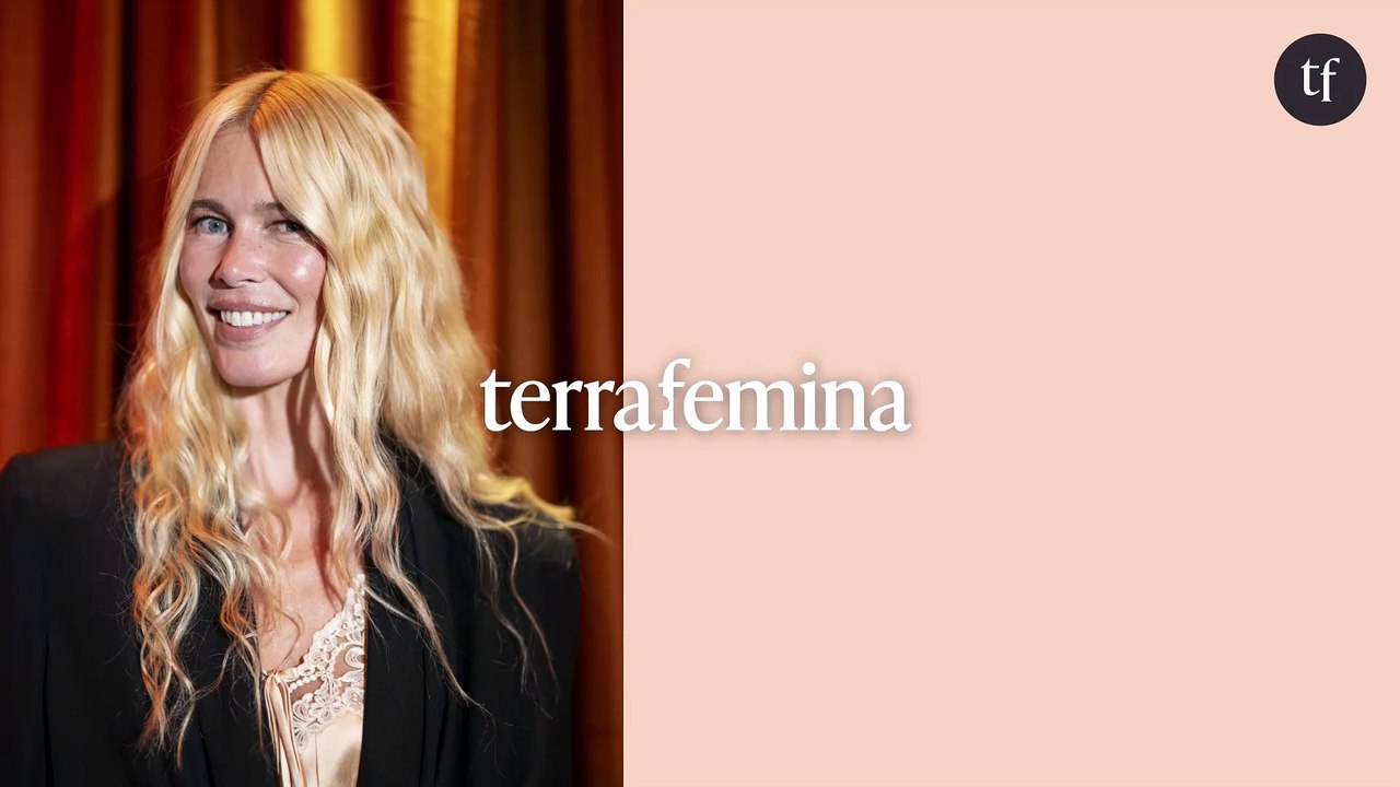 "Indécente", "C'est une exhibitionniste" : la fille de cette mannequin iconique est "son portrait craché" mais les internautes sombrent dans le sexisme