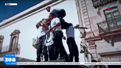 Policías de Zacatecas sufren caída al intentar una pirámide humana