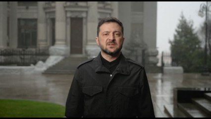 Zelensky: rischiamo la rottura con gli Usa, non tradirò mai l'Ucraina