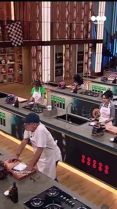 Germán Martitegui sorprendió en MasterChef con su receta de masa de empanadas de 3 ingredientes y se volvió tendencia