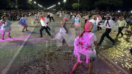 ENTRADA FOLKLORICA UNIVERSITARIA.