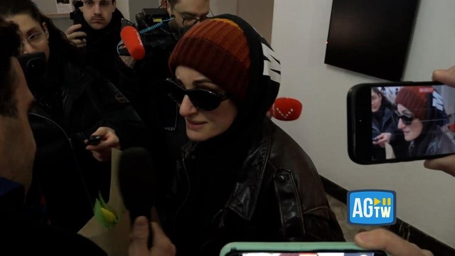 Arisa alla camera ardente per Ornella Vanoni: «Era una persona meravigliosa»