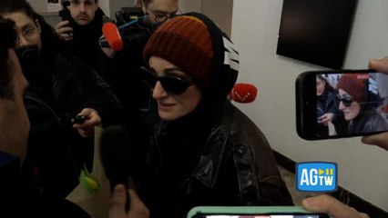 Arisa alla camera ardente per Ornella Vanoni: «Era una persona meravigliosa»