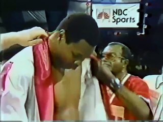 Larry Holmes vs Scott Frank - NBC 9-10-83