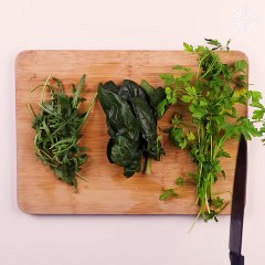 Keep your bananas & more fresh with these hacks!