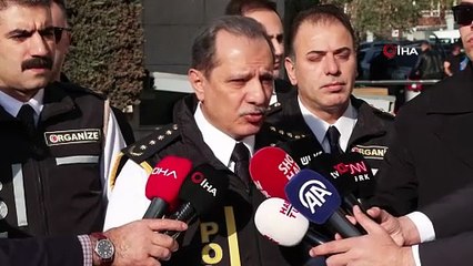 Emniyet 1 ayda ele geçirilen silahları sergiledi, görenin ağzı açık kaldı!